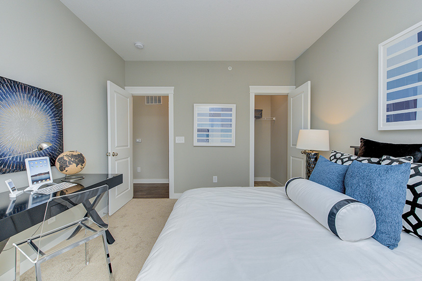 Large bedroom at Highpointe apartments